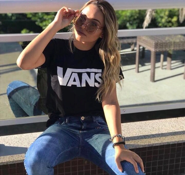 High Rise Jeans+Unisex Tshirt
